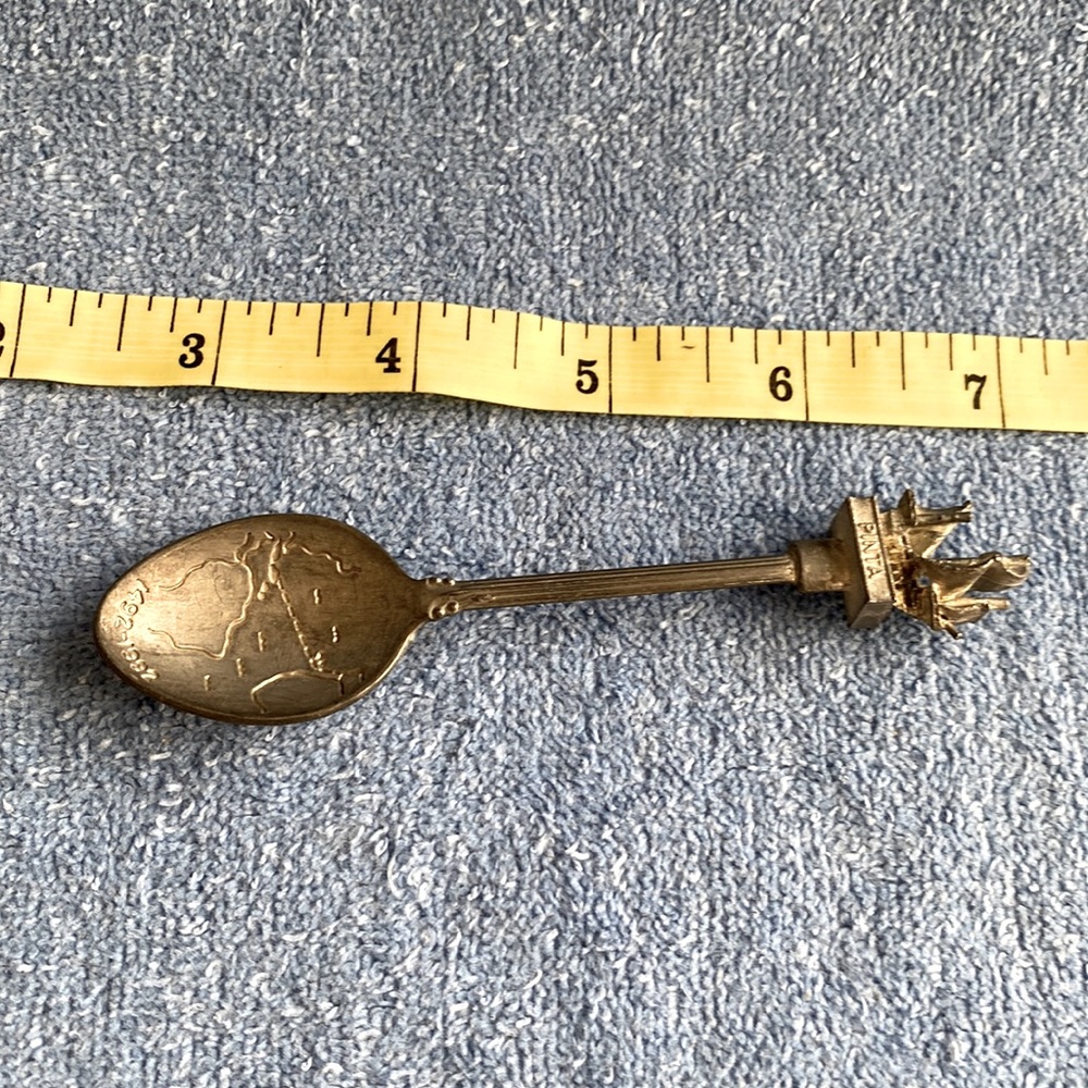 Vintage Collector Souvenir Spoon Pinta boat